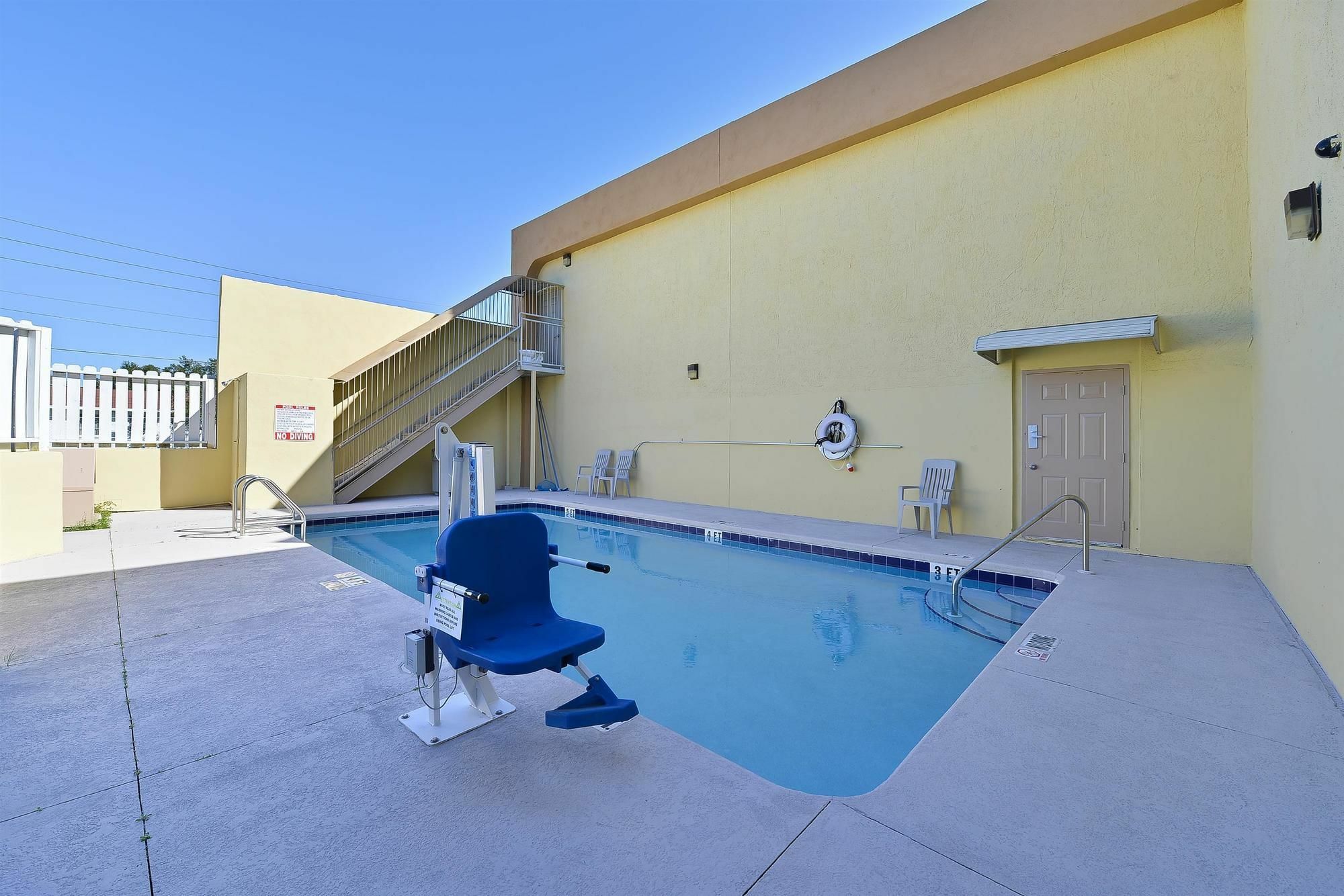 Travel Inn Winter Haven Esterno foto